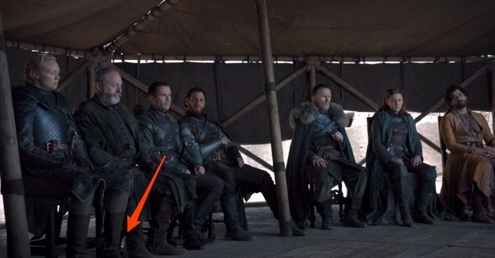 بطری آب در سریال Game of Thrones