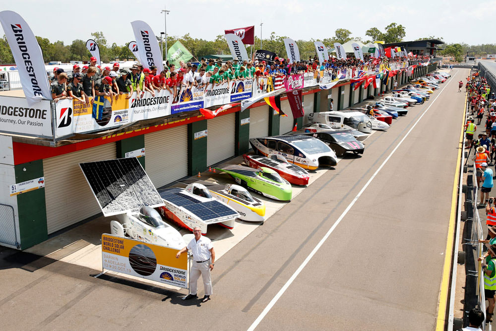 مسابقات جهانی خودروهای خورشیدی / Bridgestone World Solar Challenge