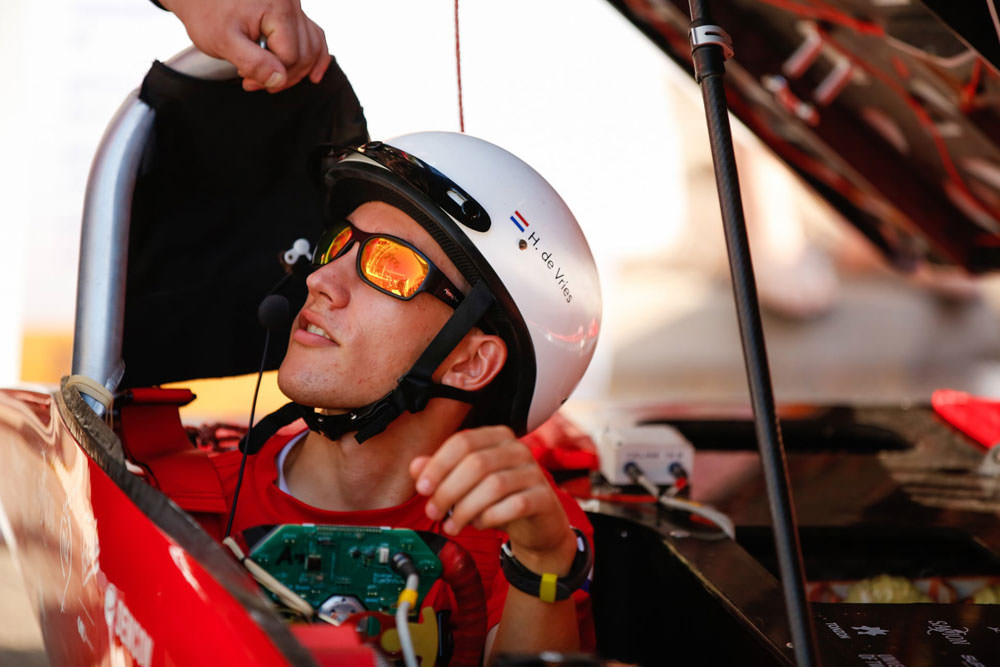 مسابقات جهانی خودروهای خورشیدی / Bridgestone World Solar Challenge
