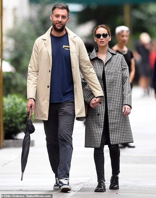 jennifer Lawrence ,جنیفر لارنس ,جنیفر لاورنس, ازدواج جنیفر لارنس