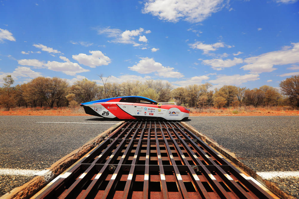 مسابقات جهانی خودروهای خورشیدی / Bridgestone World Solar Challenge