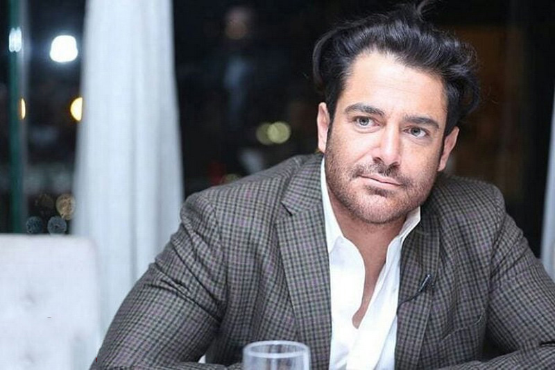 محمدرضا گلزار