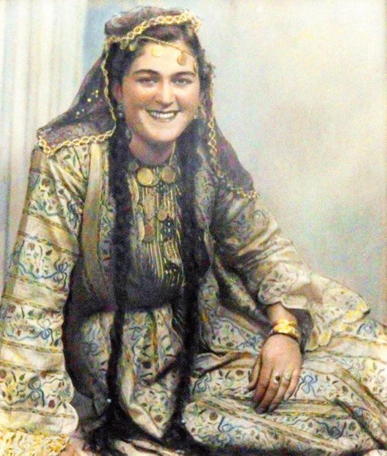 لیلا آتاکان