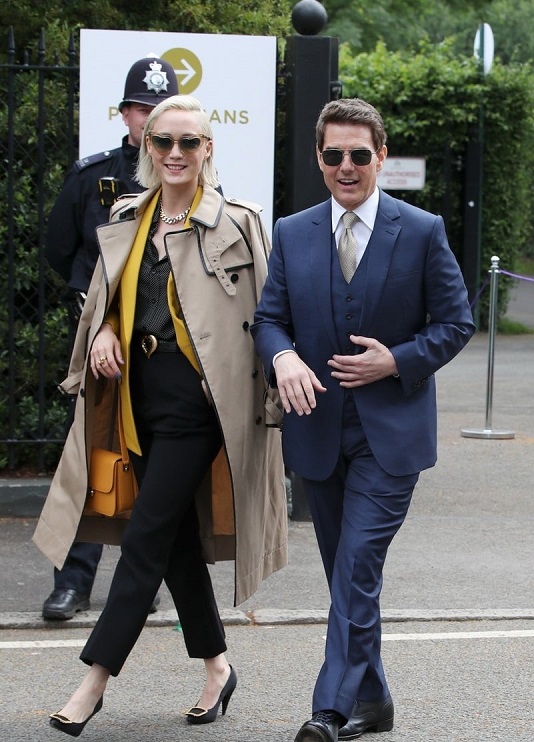 tom-cruise-wimbledon-with-his-mission-impossible-co-stars-05