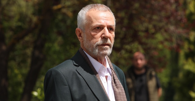 موسی اوزونلار در جمع بازیگران «خانواده» (Aile)