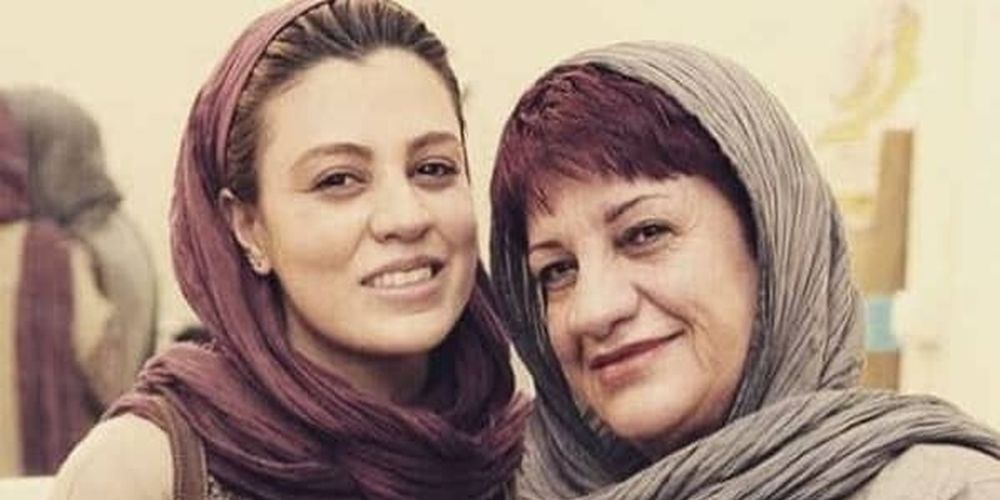 شیدا خلیق و مادرش